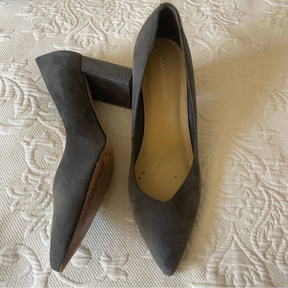 Marc Fisher • Pointed Toe Block Heel